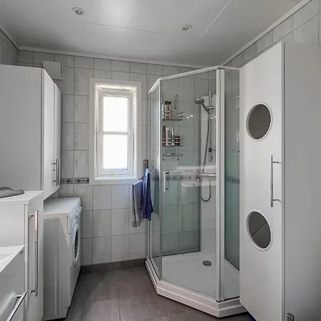 3 Bedroom In * لينغدال